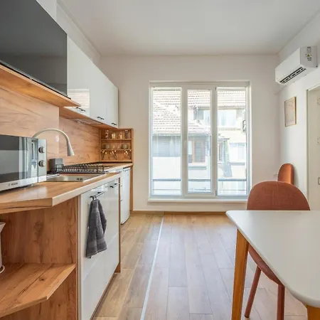 Apartmán Elegant 1bdrm In Prime Location