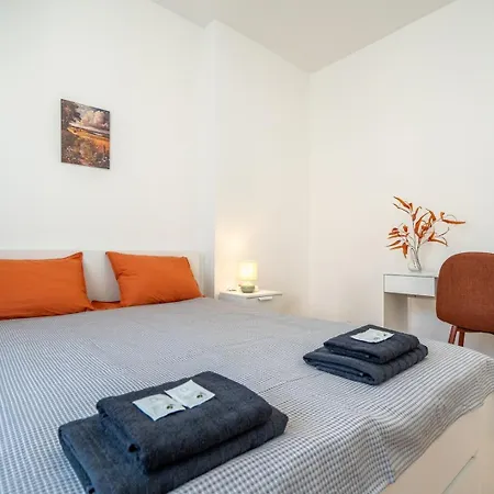 Elegant 1bdrm In Prime Location Апартамент *